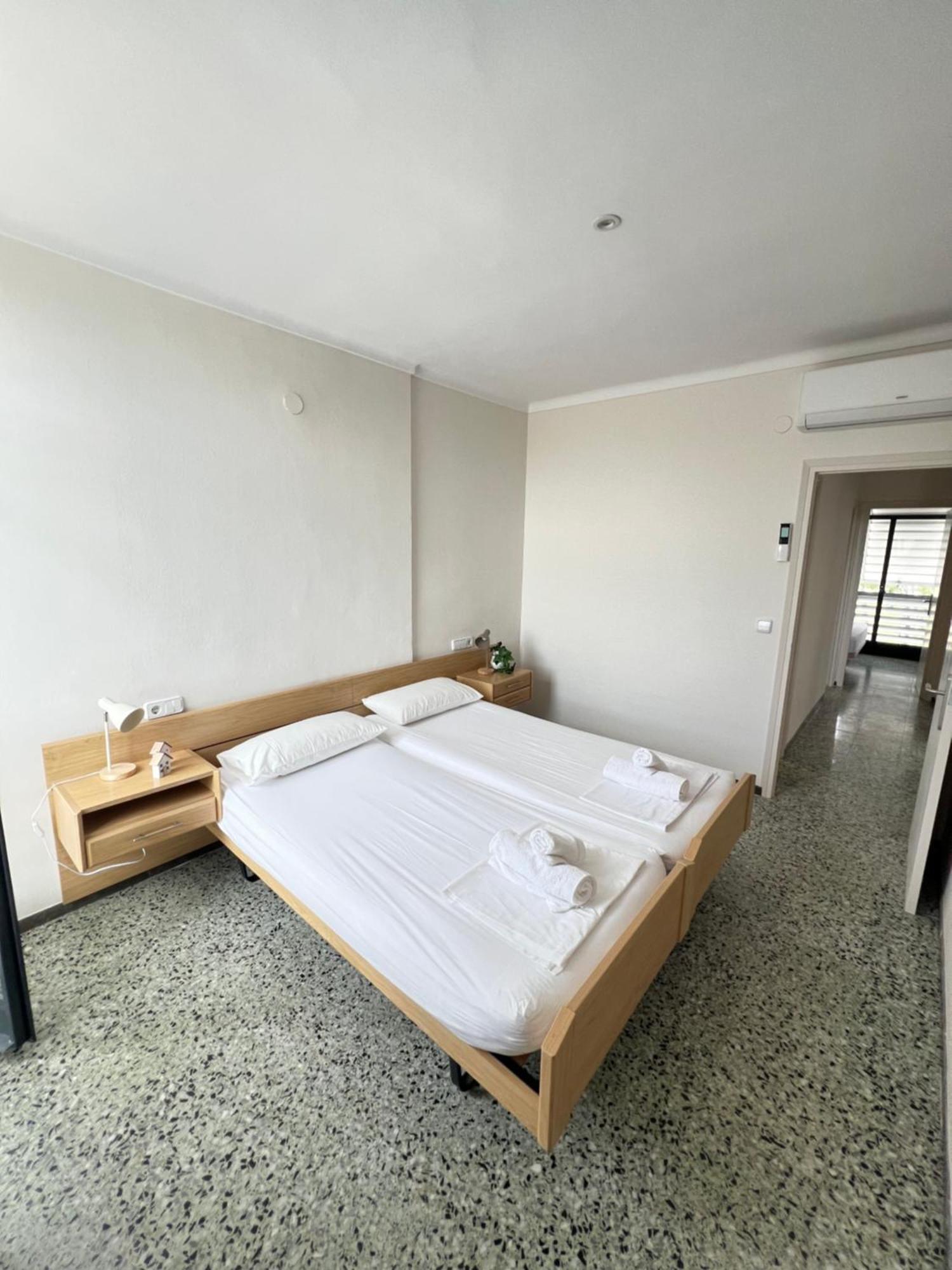3 Apartment, 500m To Beach, Swimming Pool, Terrace Apartamento Roses