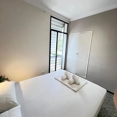 3 Room Apartment, 500M To Beach, Swimming Pool, Nice Terrace Roses Esterno foto